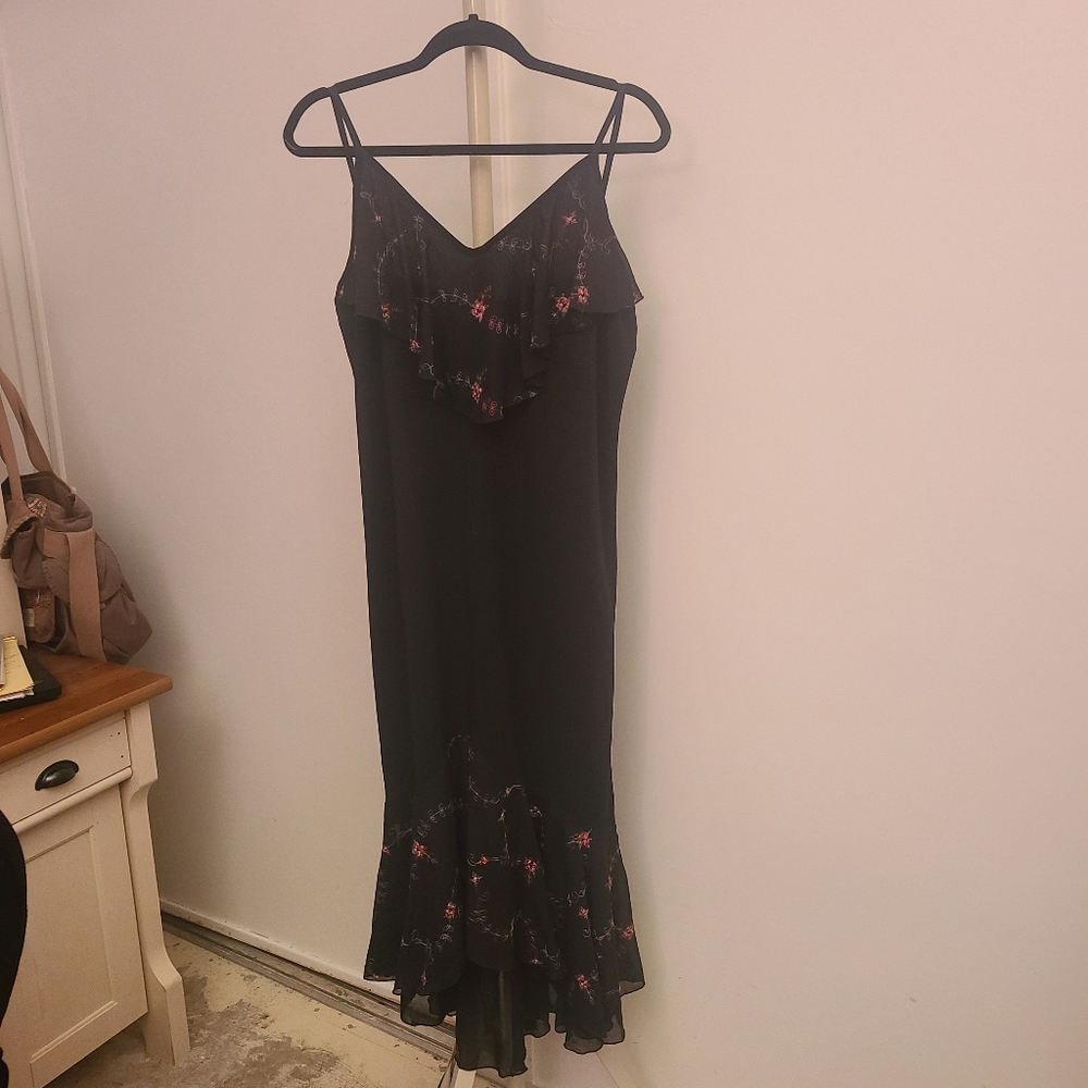 Black floral maxi dress